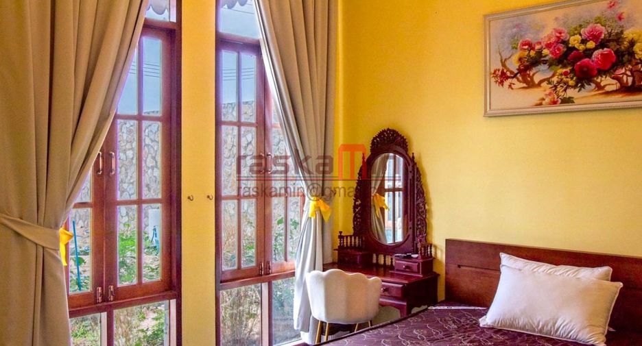 For rent 6 bedrooms villa in Bang Lamung, Chonburi