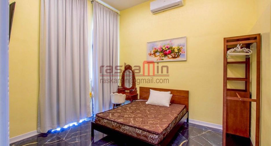 For rent 6 bedrooms villa in Bang Lamung, Chonburi