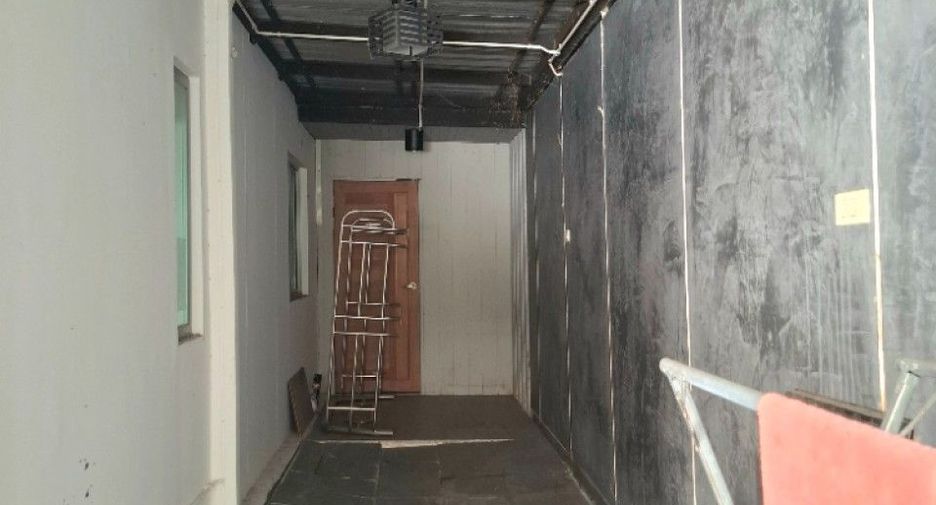 Продажа 3 спальни таунхаус в Mueang Samut Prakan, Самутпракан