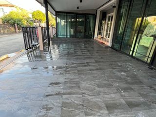 For sale 4 bedrooms house in Mueang Pathum Thani, Pathum Thani