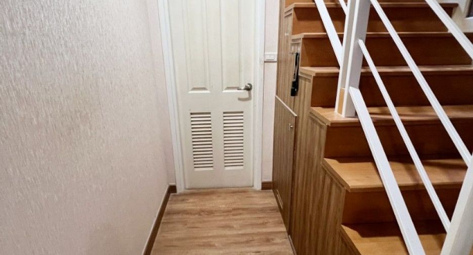 For sale 4 ベッドルーム house in Mueang Pathum Thani, Pathum Thani