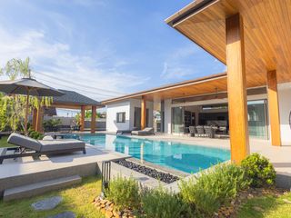 For rent 4 bedrooms villa in Thalang, Phuket