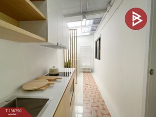 Reihenhaus zum Kauf mit 3 Zimmer in Sam Phran, Nakhon Pathom