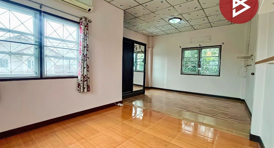 For sale 3 bedrooms house in Lam Luk Ka, Pathum Thani