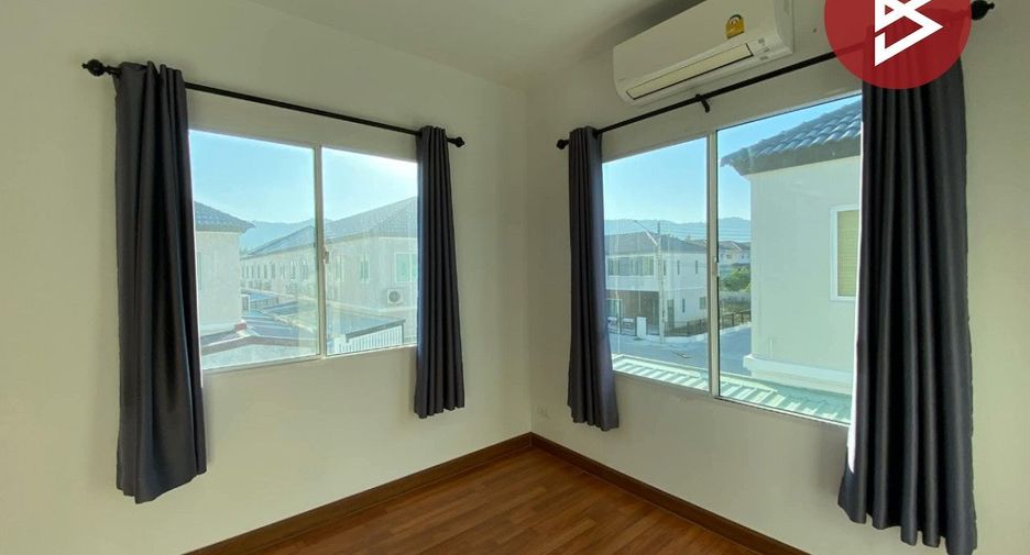 出售 3 卧室 联排别墅 在 Mueang Chon Buri, Chon Buri