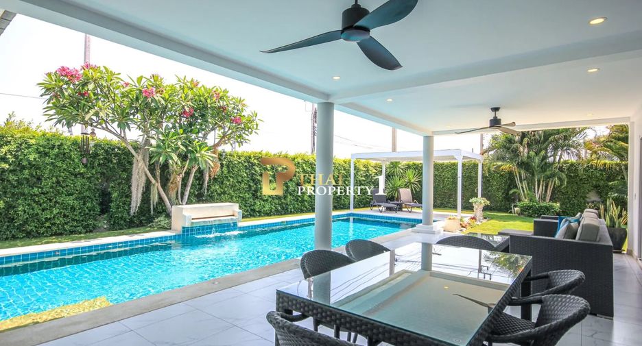 For sale 3 bedrooms villa in Hua Hin, Prachuap Khiri Khan
