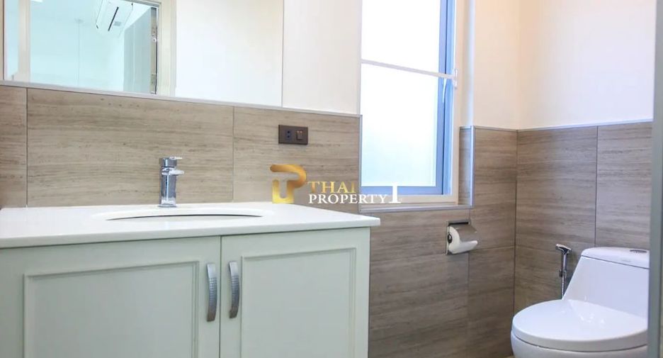 For sale 3 bedrooms villa in Hua Hin, Prachuap Khiri Khan