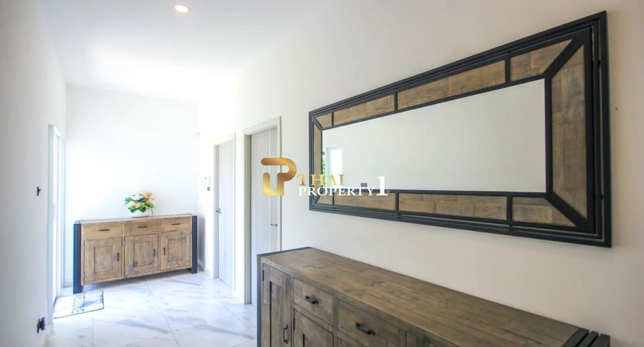 For sale 3 bedrooms villa in Hua Hin, Prachuap Khiri Khan