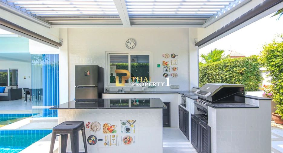 For sale 3 bedrooms villa in Hua Hin, Prachuap Khiri Khan