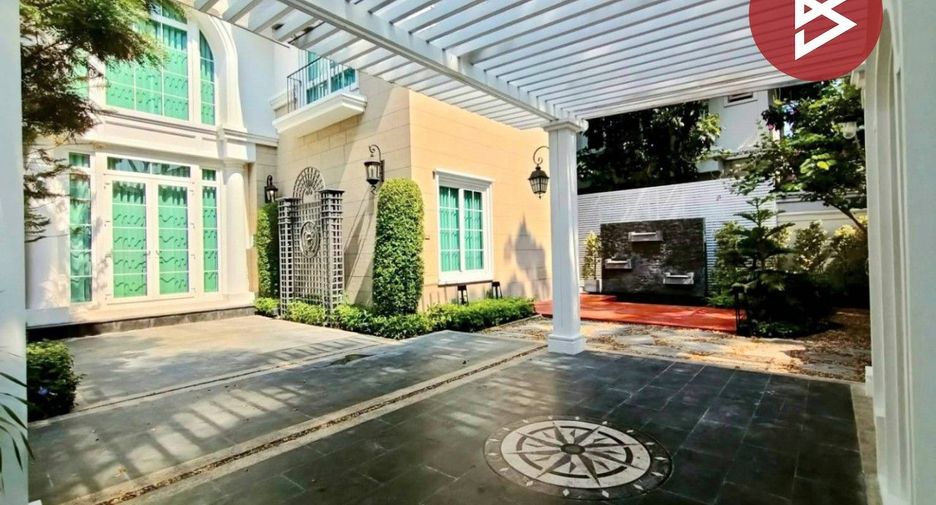 À vendre 4 chambres maison à Bang Khun Thian, Bangkok