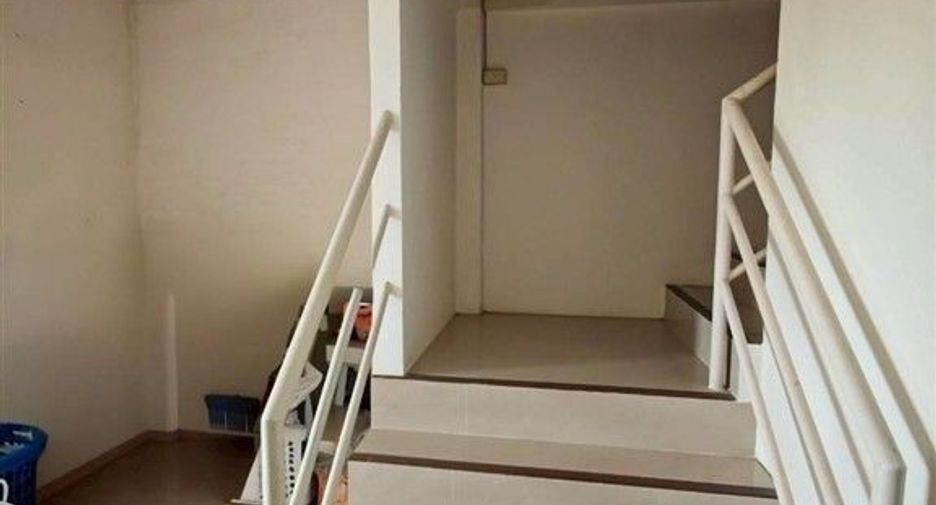 For sale 6 bedrooms retail Space in Thanyaburi, Pathum Thani