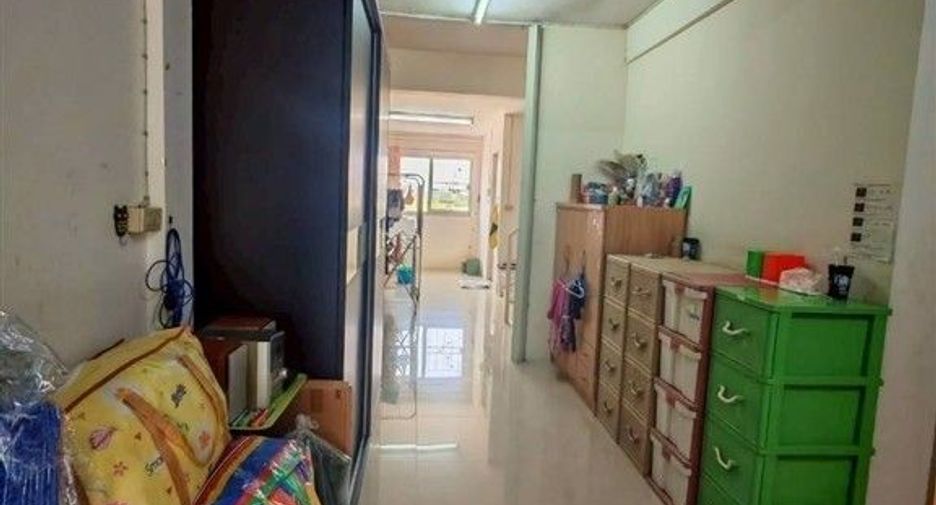 For sale 6 bedrooms retail Space in Thanyaburi, Pathum Thani