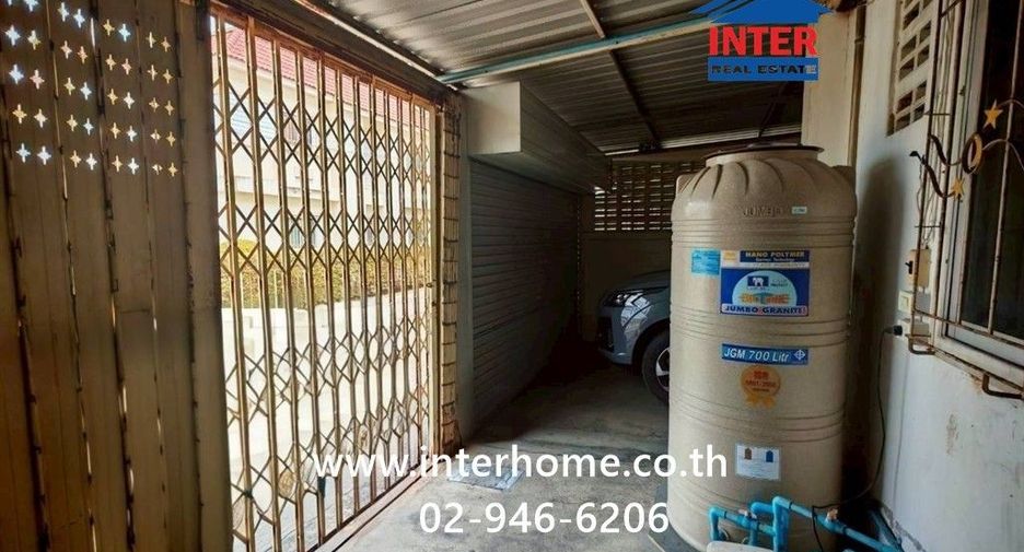 For sale 6 bedrooms retail Space in Thanyaburi, Pathum Thani