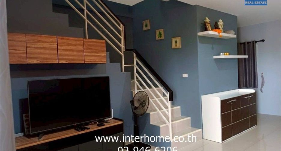 For sale 3 bedrooms townhouse in Lat Krabang, Bangkok
