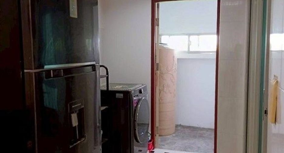 For sale 3 bedrooms townhouse in Lat Krabang, Bangkok