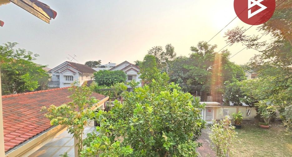 Casa en venta de 4 habitaciones en Saphan Sung, Bangkok