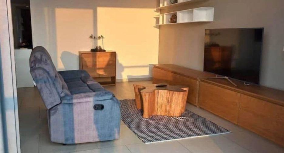 Condo en alquiler de 2 habitaciones en Bang Lamung, Chonburi