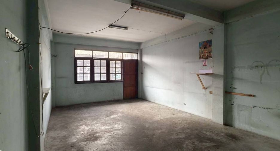 Продажа торговое помещение в Mueang Chon Buri, Чонбури