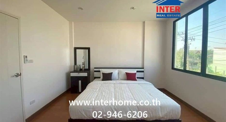 For sale 2 bedrooms townhouse in Thanyaburi, Pathum Thani