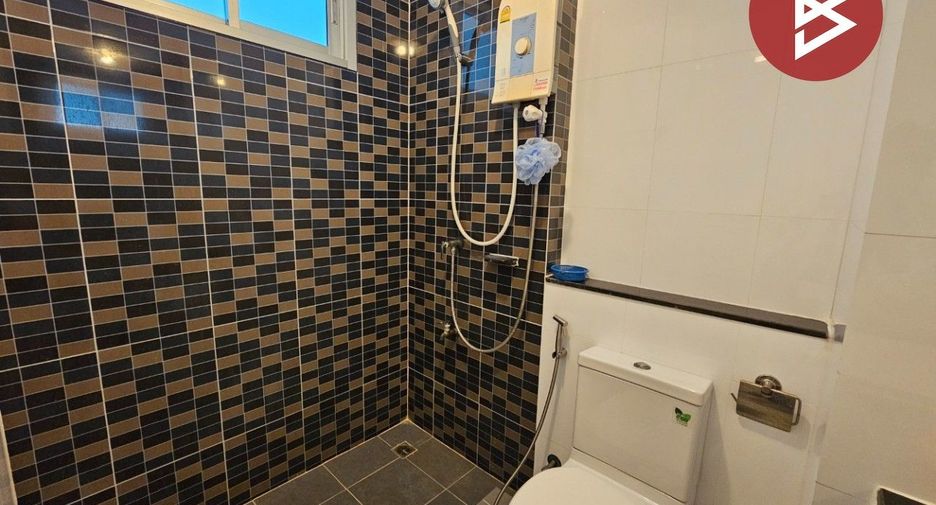 出售 1 卧室 公寓 在 Mueang Chon Buri, Chon Buri