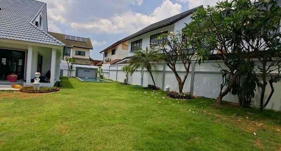For sale 4 bedrooms villa in Bang Lamung, Chonburi
