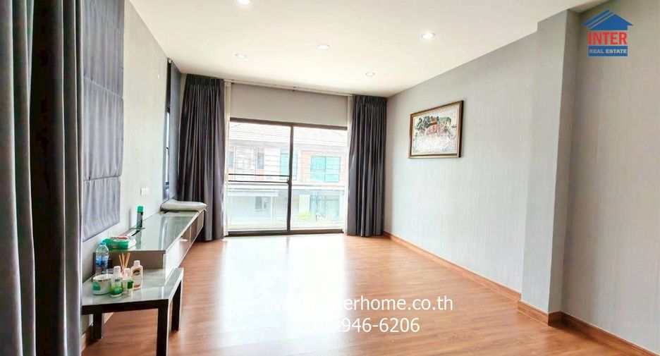 For sale 4 bedrooms house in Prawet, Bangkok