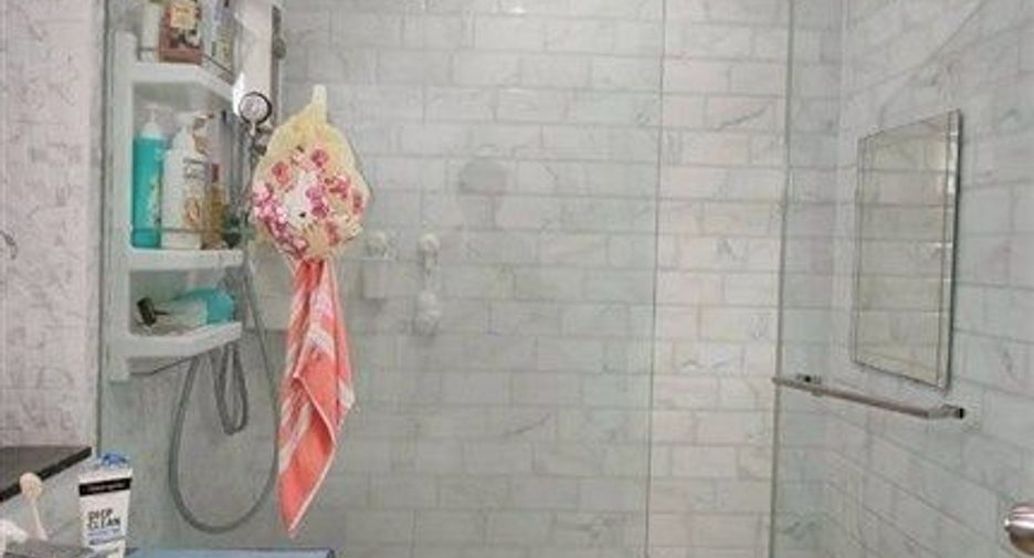 For sale 4 bedrooms house in Prawet, Bangkok