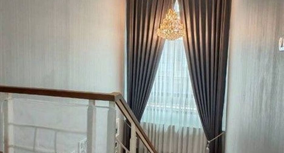 For sale 4 bedrooms house in Prawet, Bangkok