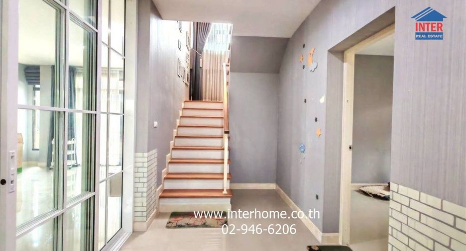 For sale 4 bedrooms house in Prawet, Bangkok