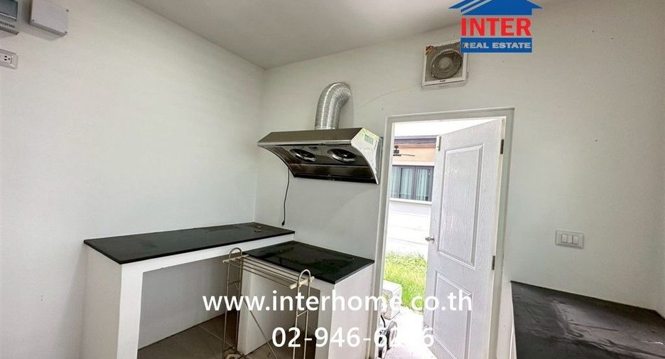 À vendre 4 chambres maison à Bang Yai, Nonthaburi