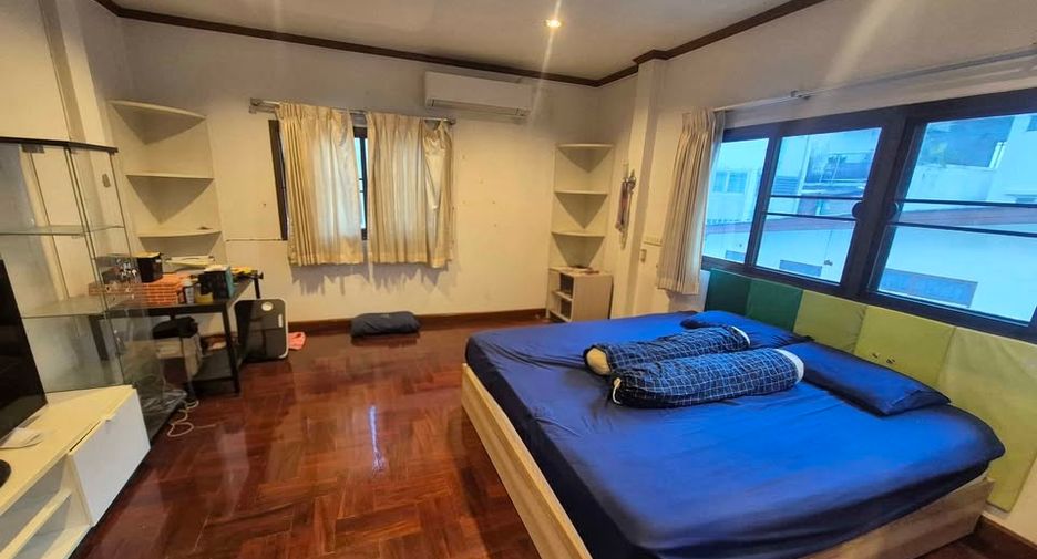 ให้เช่า 4 ห้องนอน บ้านเดี่ยว ใน ห้วยขวาง, กรุงเทพฯ