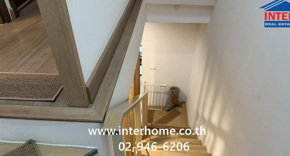 For sale 3 bedrooms townhouse in Lat Phrao, Bangkok