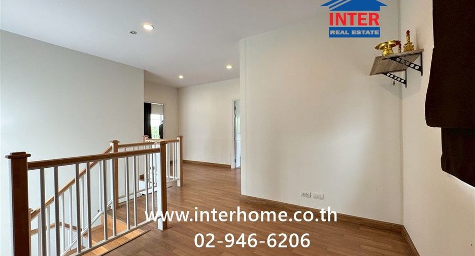 For sale 3 bedrooms house in Mueang Pathum Thani, Pathum Thani