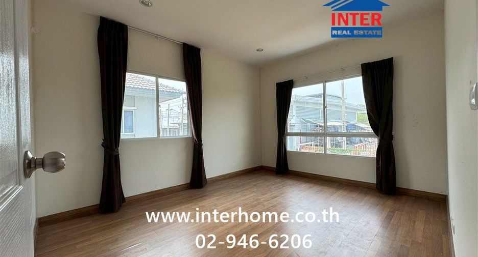 For sale 3 bedrooms house in Mueang Pathum Thani, Pathum Thani
