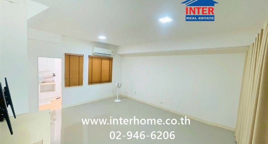 For sale 2 bedrooms townhouse in Rat Burana, Bangkok
