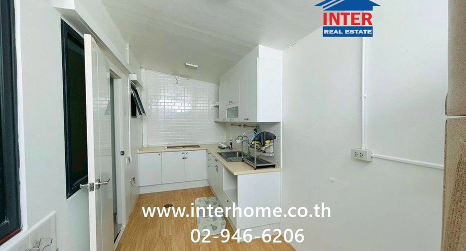 For sale 2 bedrooms townhouse in Rat Burana, Bangkok
