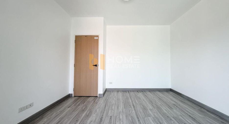 For sale 3 ベッドルーム townhouse in Chom Thong, Bangkok