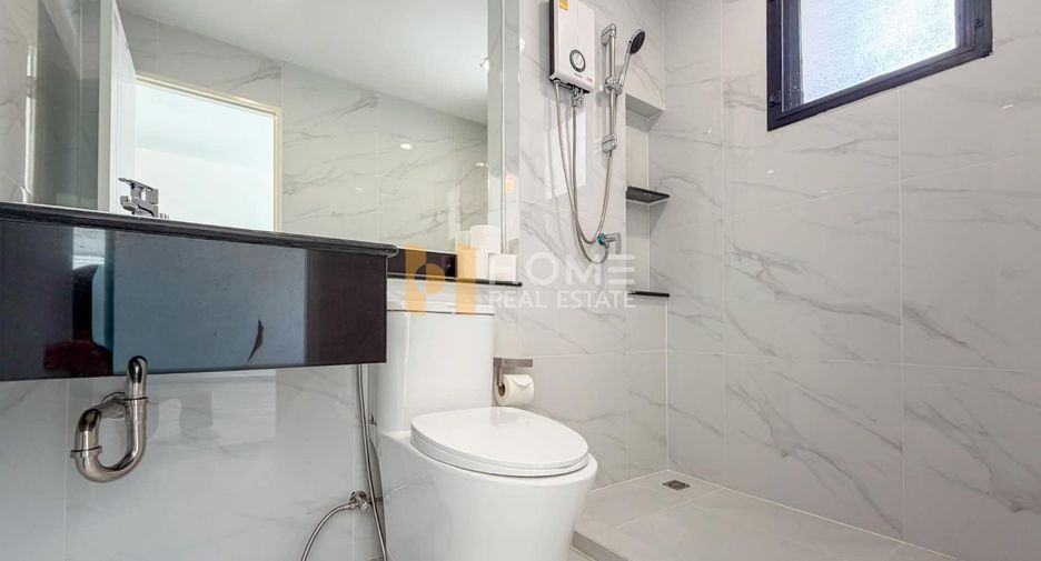For sale 3 ベッドルーム townhouse in Chom Thong, Bangkok