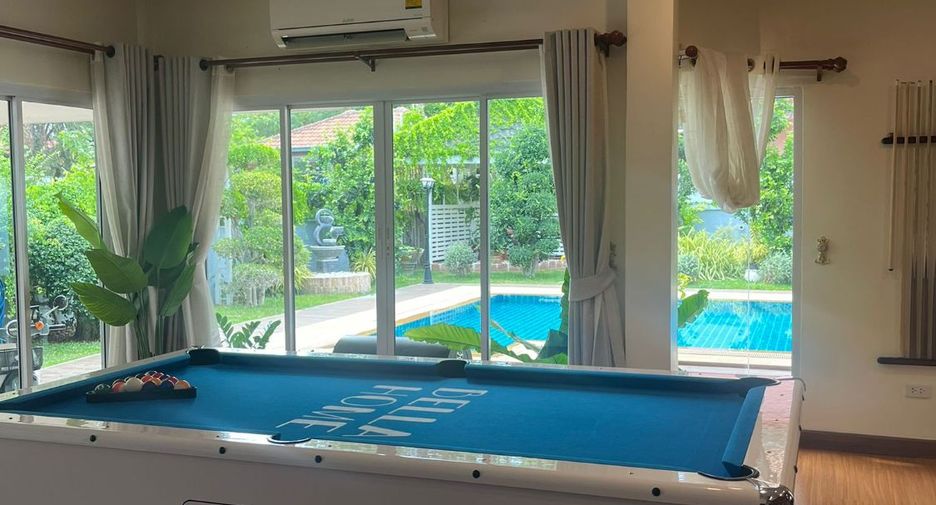 Villa en alquiler de 4 habitaciones en Jomtien, Pattaya