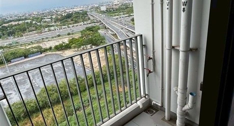 For sale 1 bed condo in Khan Na Yao, Bangkok