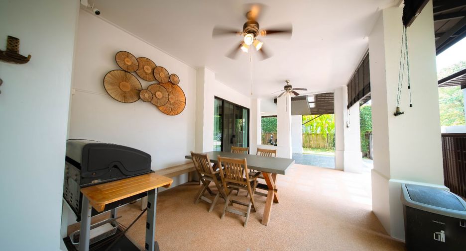 For rent 4 bedrooms house in San Sai, Chiang Mai