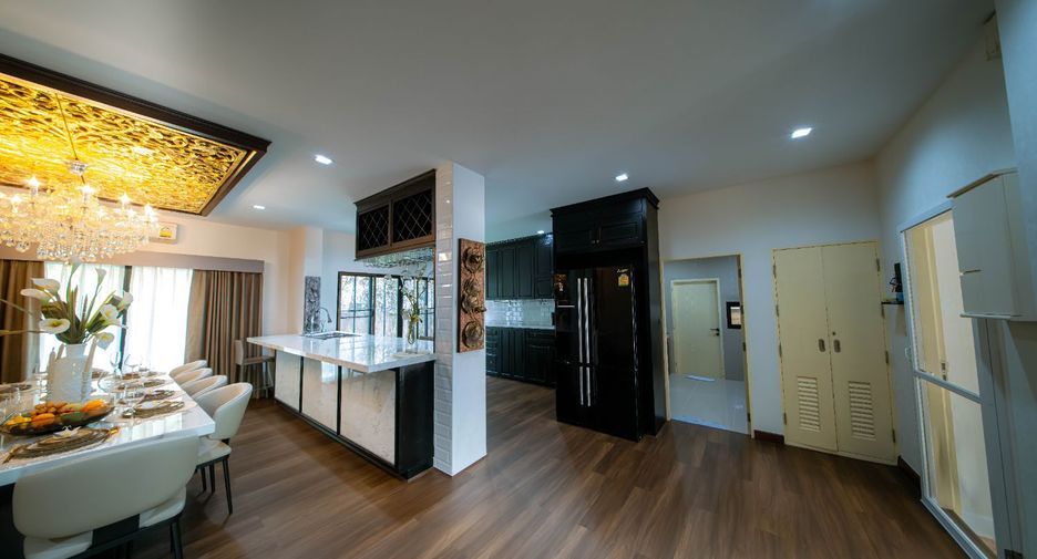 For rent 4 bedrooms house in San Sai, Chiang Mai