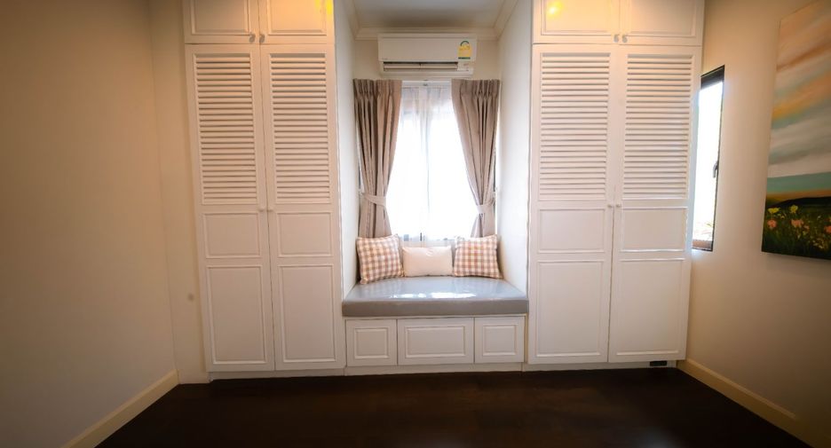For rent 4 bedrooms house in San Sai, Chiang Mai
