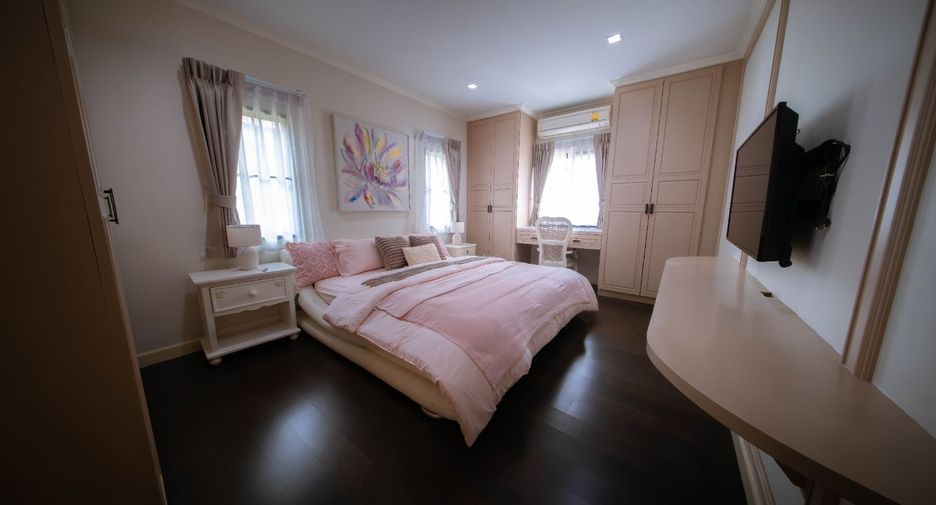 For rent 4 bedrooms house in San Sai, Chiang Mai