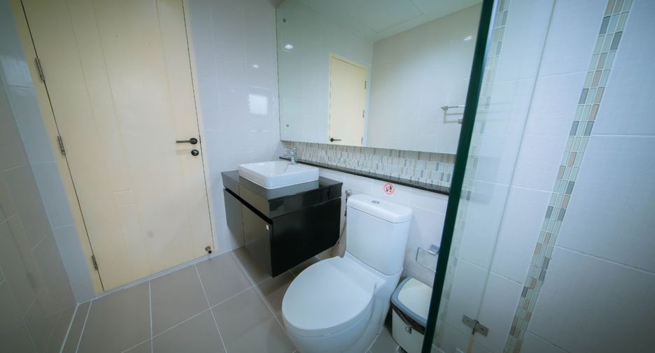 For rent 4 bedrooms house in San Sai, Chiang Mai