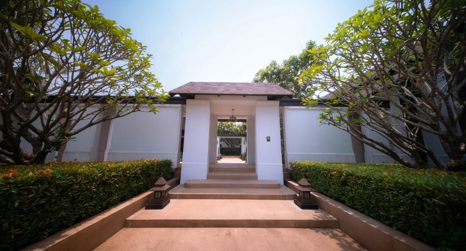 For rent 4 bedrooms house in San Sai, Chiang Mai