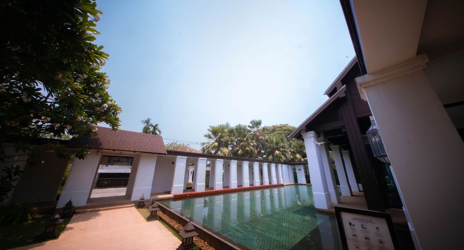 For rent 4 bedrooms house in San Sai, Chiang Mai