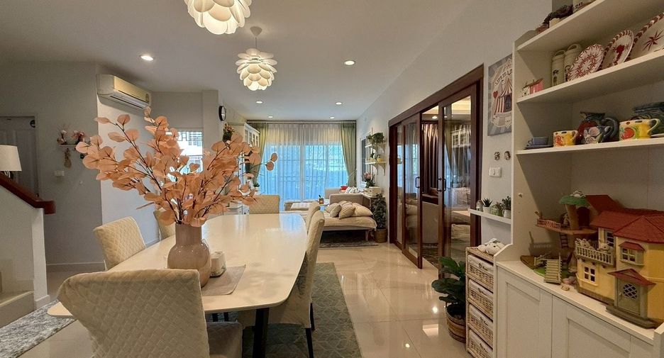 For sale 4 bedrooms house in Muang Nan, Nan