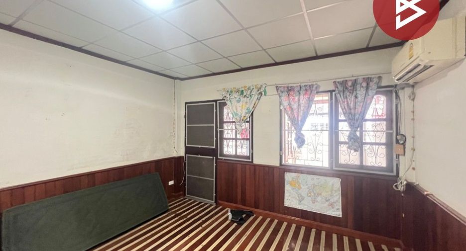 Casa adosada en venta de 4 habitaciones en Rat Burana, Bangkok
