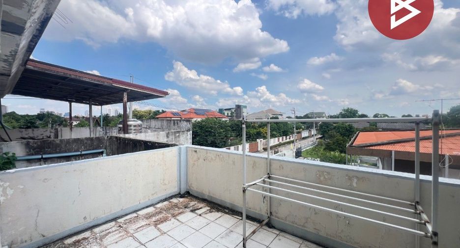 Casa adosada en venta de 4 habitaciones en Rat Burana, Bangkok